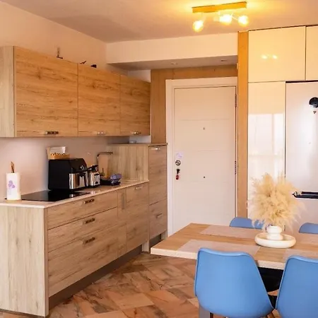 Romana Retreat Apartamento *